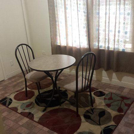 Studio, One And Two Bedroom Apartments - Bronx New York Phòng bức ảnh