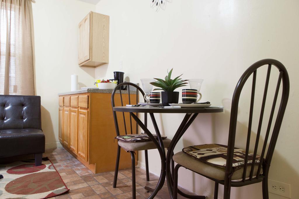 Studio, One And Two Bedroom Apartments - Bronx New York Ngoại thất bức ảnh