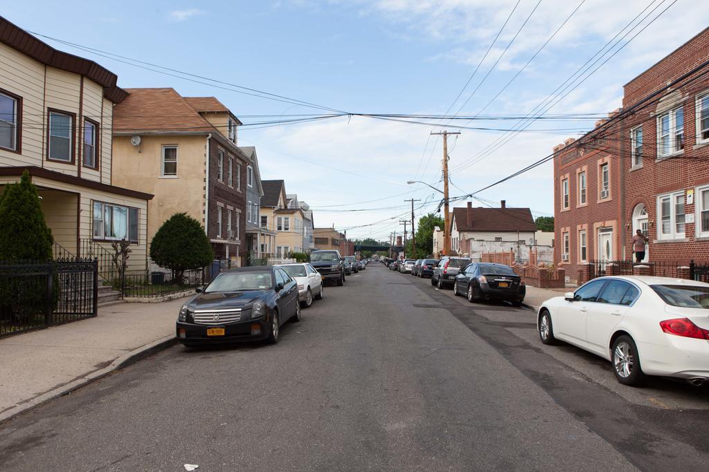 Studio, One And Two Bedroom Apartments - Bronx New York Ngoại thất bức ảnh