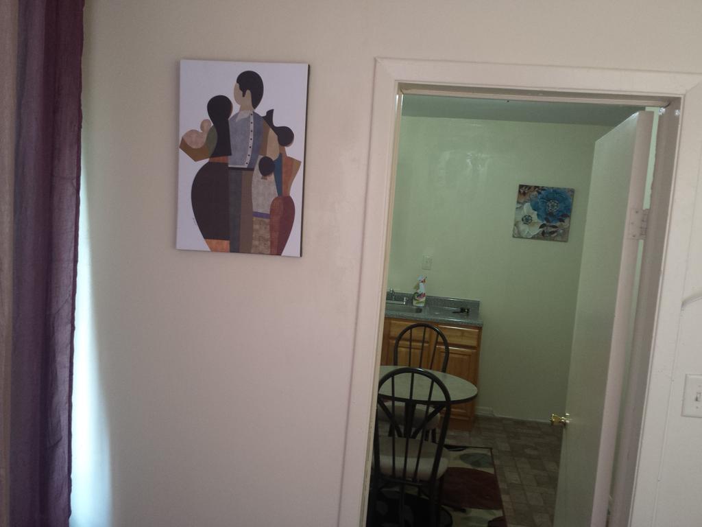Studio, One And Two Bedroom Apartments - Bronx New York Phòng bức ảnh