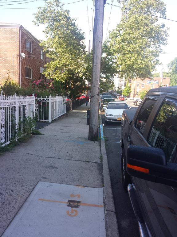 Studio, One And Two Bedroom Apartments - Bronx New York Ngoại thất bức ảnh