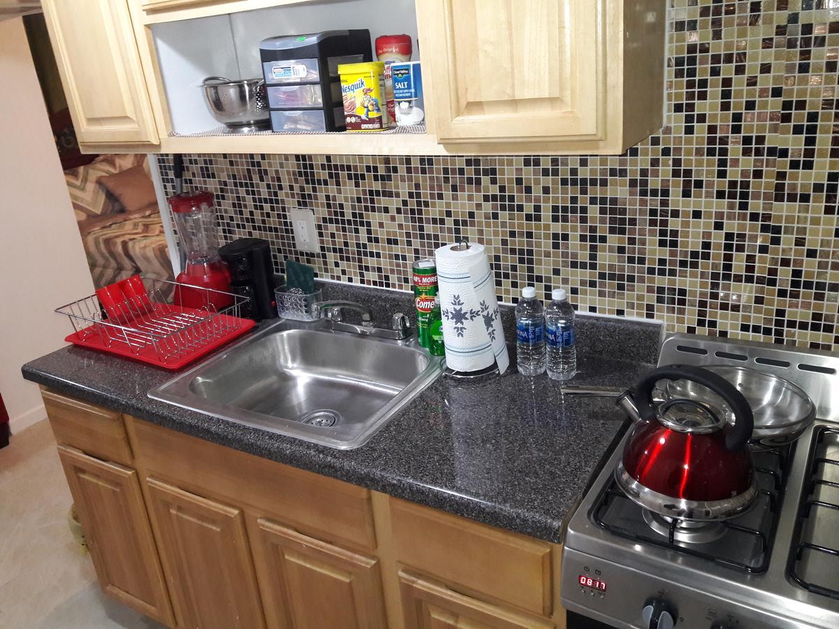 Studio, One And Two Bedroom Apartments - Bronx New York Ngoại thất bức ảnh